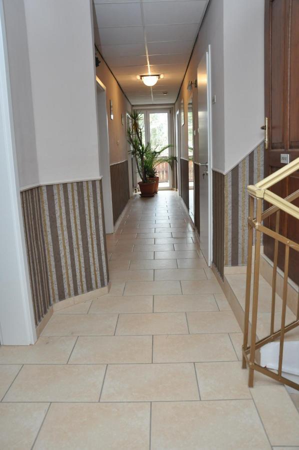 Gloriett Panzio Bed & Breakfast Fertőboz Екстериор снимка