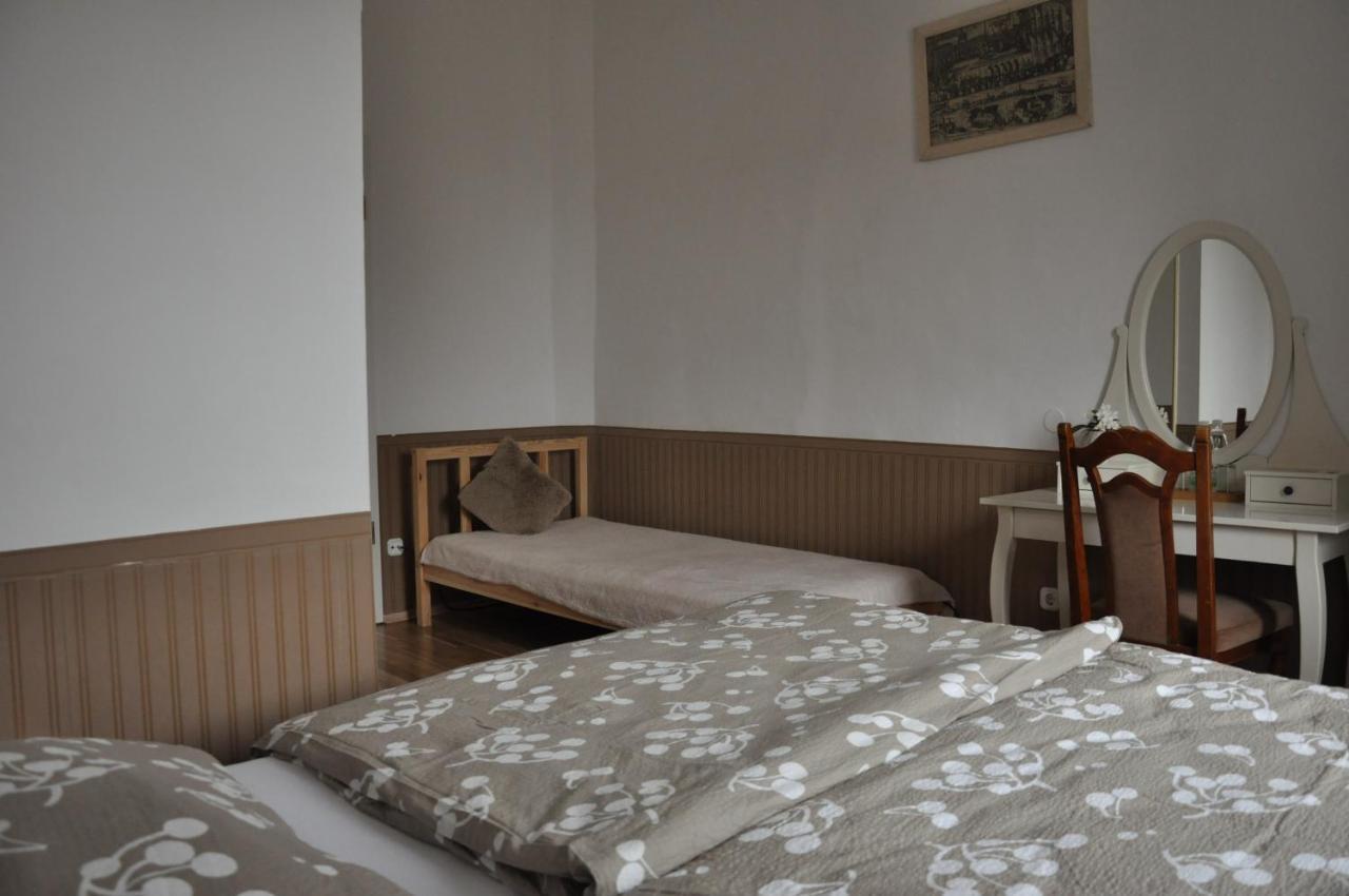 Gloriett Panzio Bed & Breakfast Fertőboz Екстериор снимка