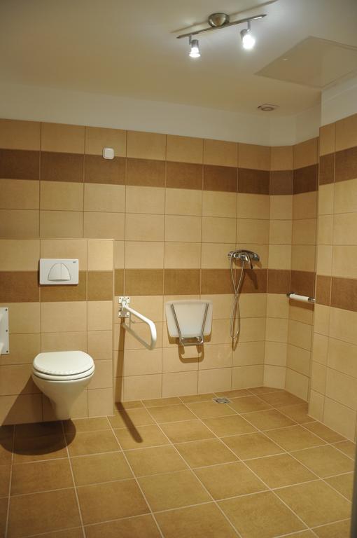 Gloriett Panzio Bed & Breakfast Fertőboz Екстериор снимка
