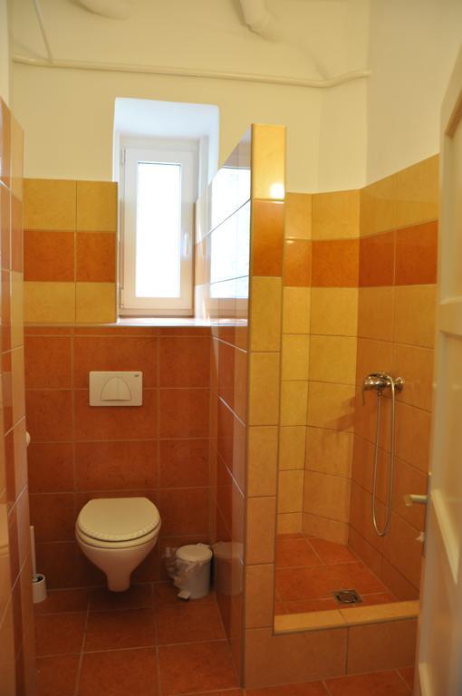 Gloriett Panzio Bed & Breakfast Fertőboz Екстериор снимка